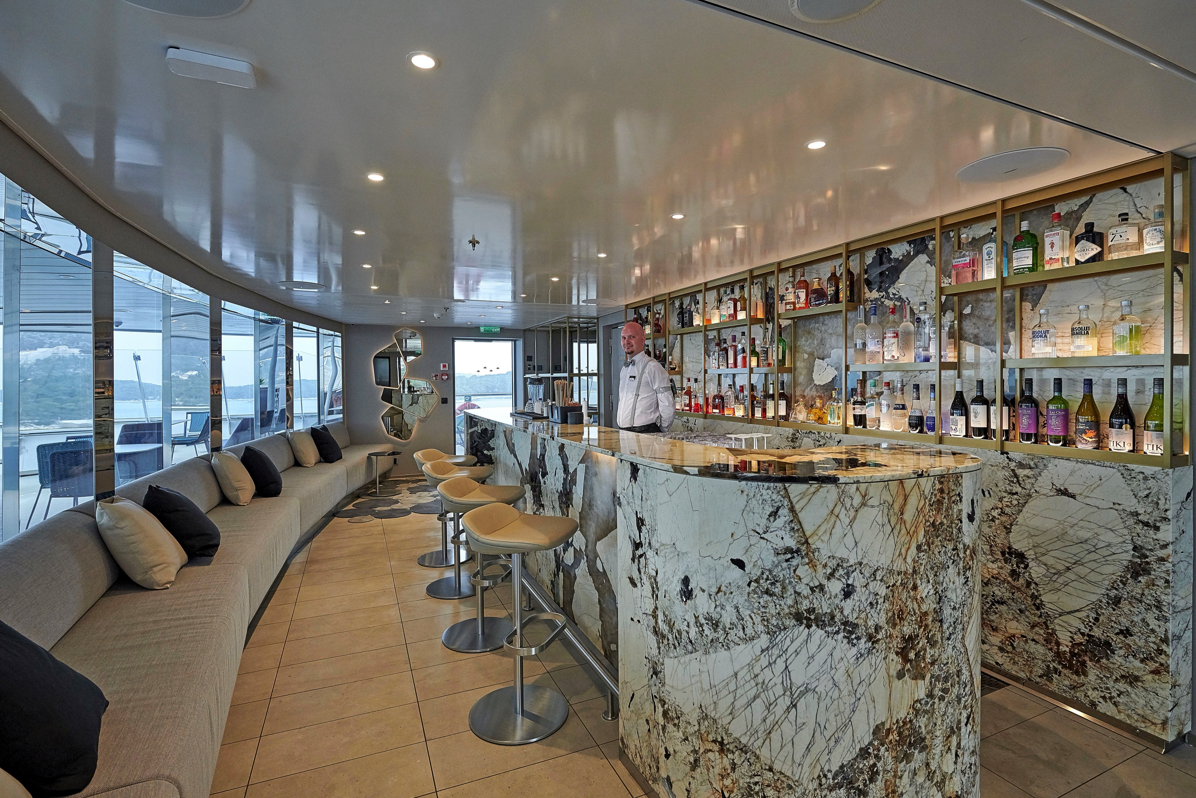 Scenic Eclipse II - Sky Bar